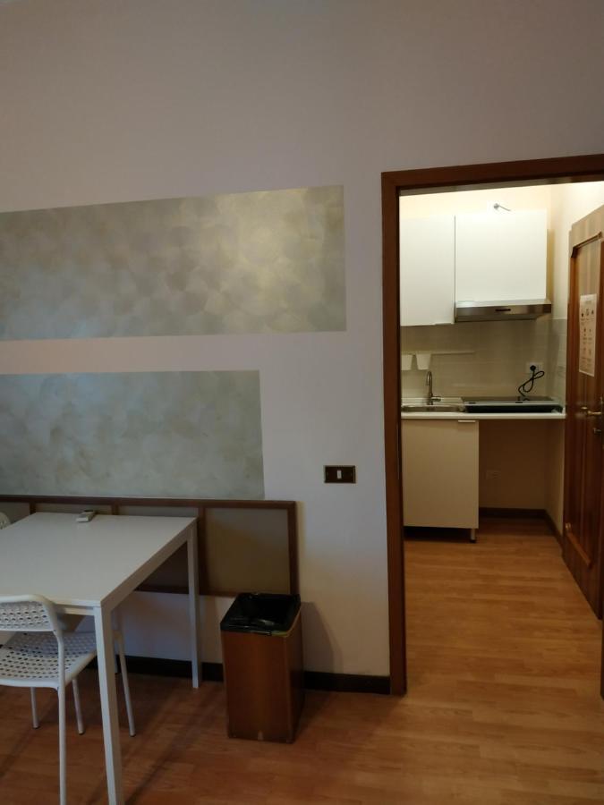 B&B Villa Filotea & Apartment Desenzano del Garda Dış mekan fotoğraf
