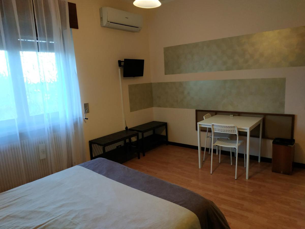 B&B Villa Filotea & Apartment Desenzano del Garda Dış mekan fotoğraf