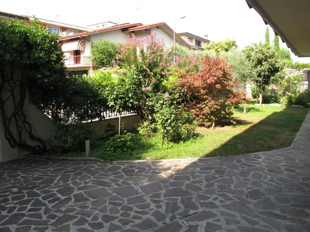 B&B Villa Filotea & Apartment Desenzano del Garda Dış mekan fotoğraf